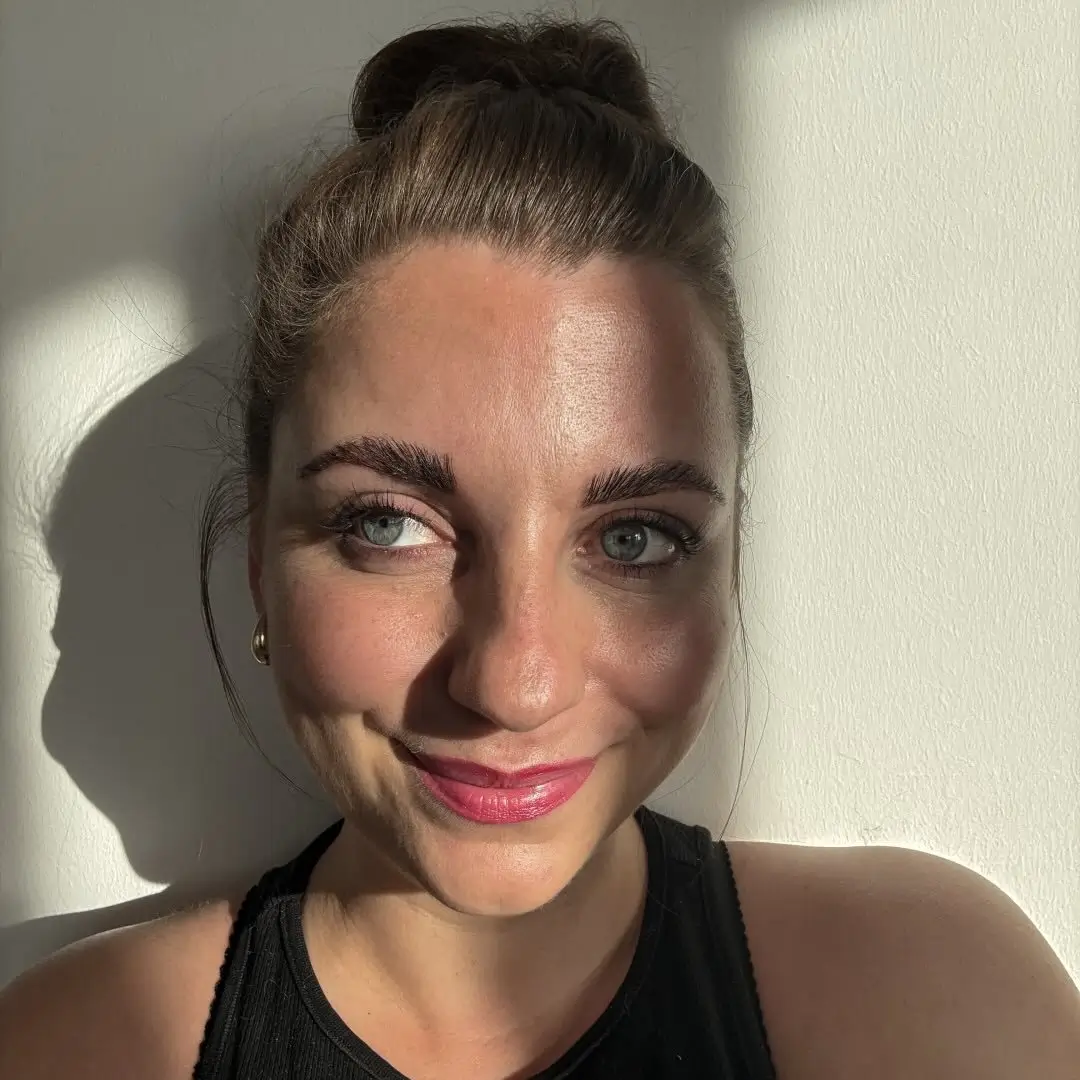 between.meow.and.home_